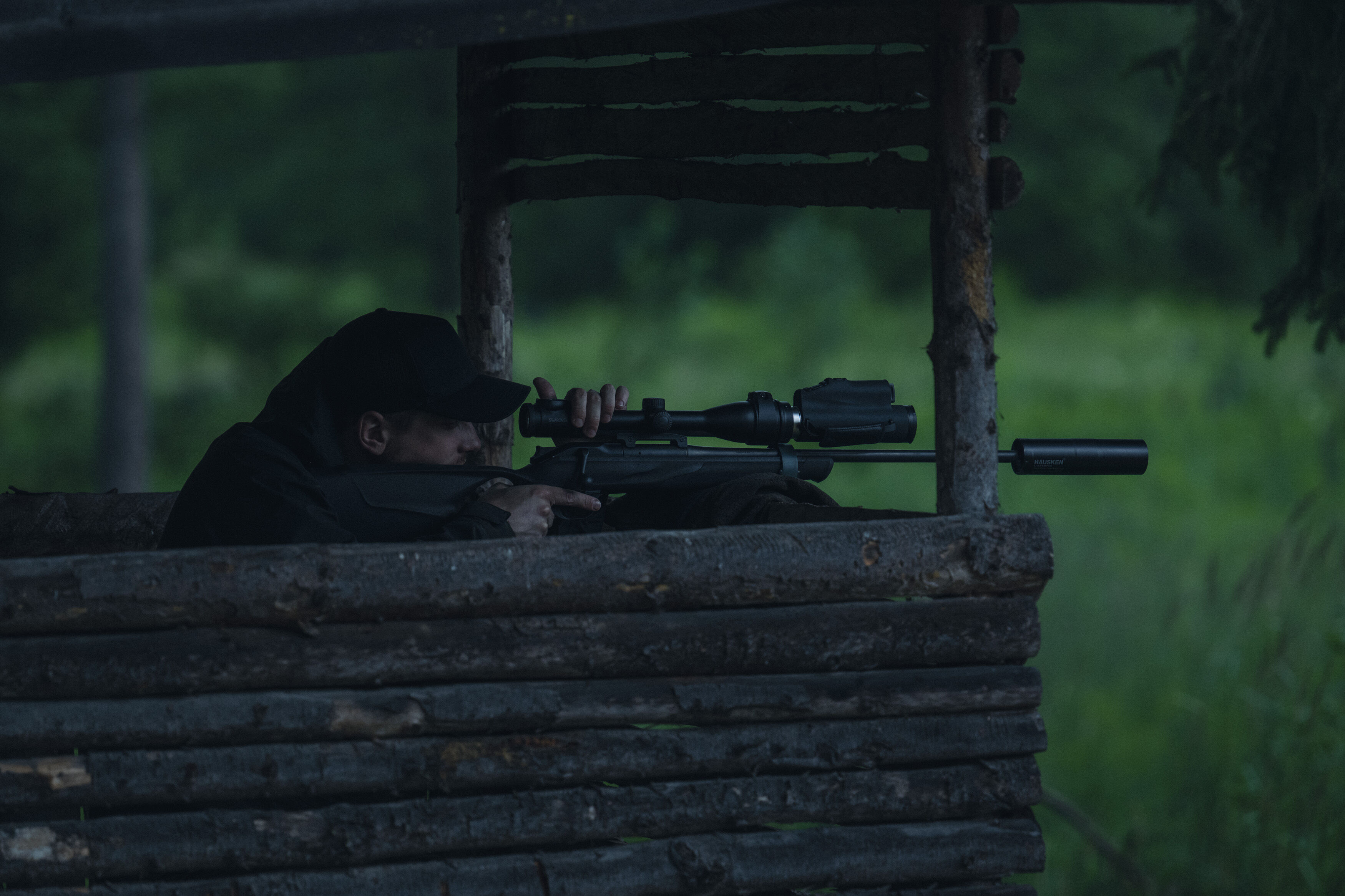 lightbox image lightbox image