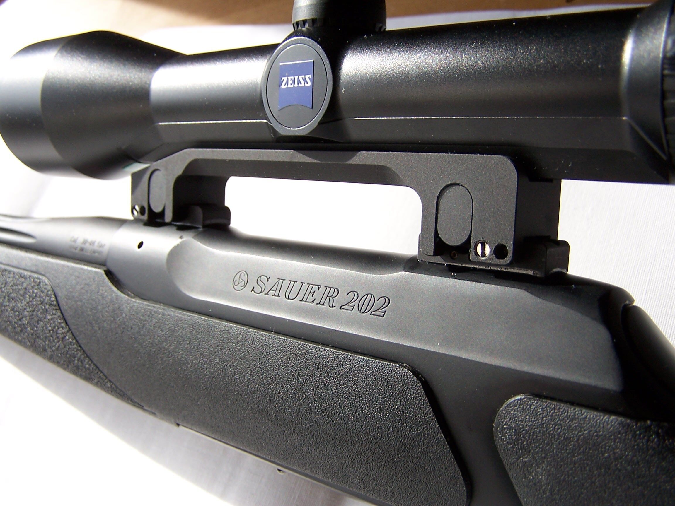 Titanium-Gunworks-Montage-Sauer-202 Titanium Gunworks Multiwaffenfähige Montage